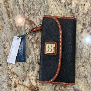 Dooney and Bourke wallet